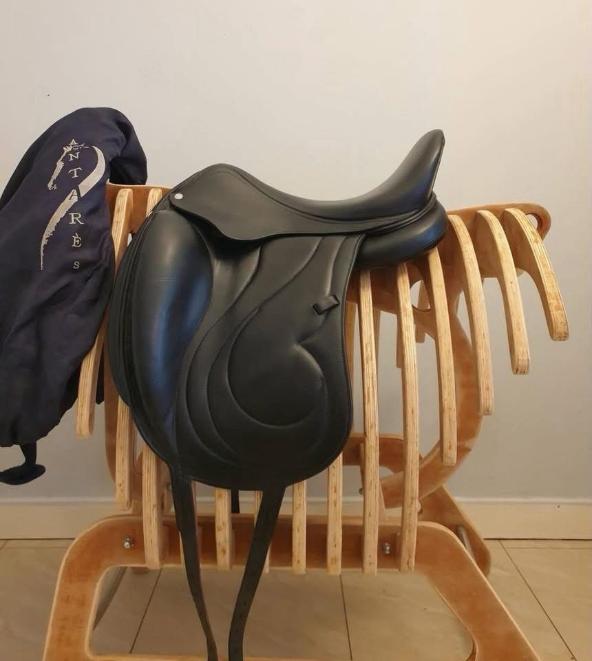 Selle de dressage Antarès Cadence – Monoquartier